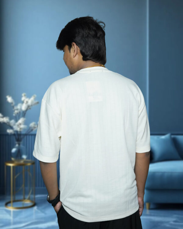 Oversized off-white t-shirt with bear patch for men and women – ₹799 – Artist Gully