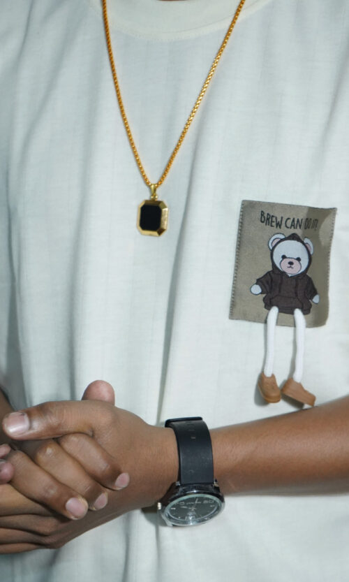 Oversized off-white t-shirt with bear patch for men and women – ₹799 – Artist Gully